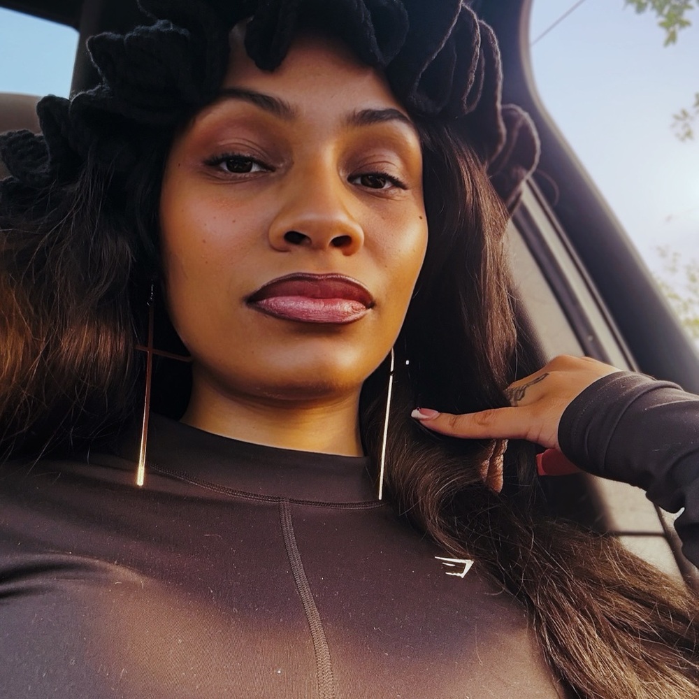 Meet your Posher, La